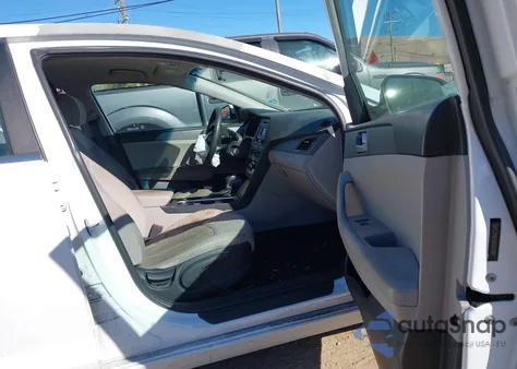 2017 Hyundai Sonata из США, поврежденный, VIN 5NPE24AFXHH505987